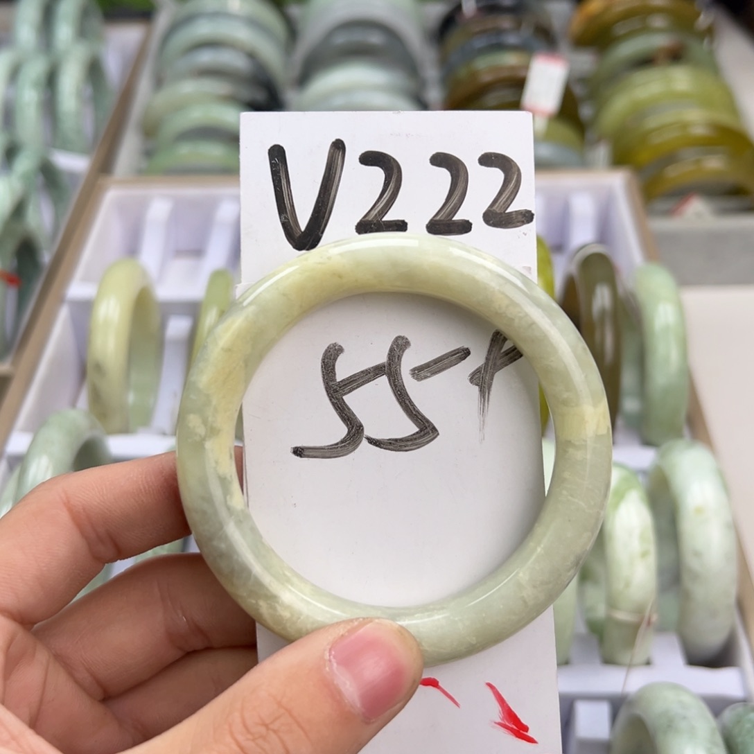 岫玉手镯未镶嵌天然岫玉微瑕