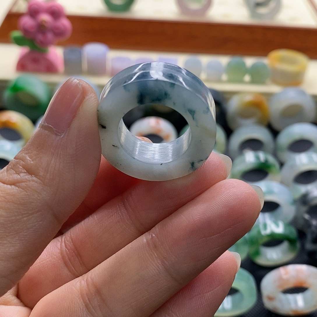 定制翡翠未镶嵌漓*翡翠