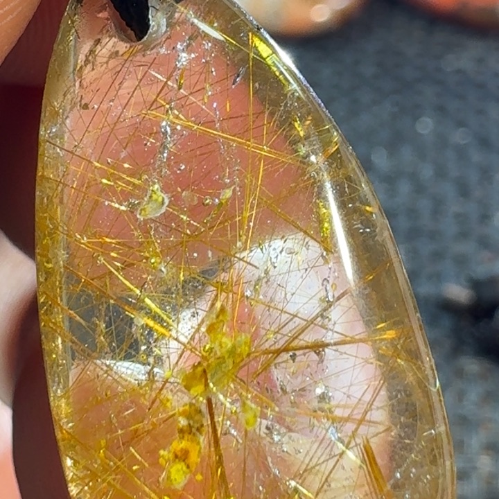 水晶吊坠(不含链)未镶嵌岁***?