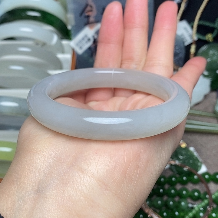 和田玉未镶嵌手镯58