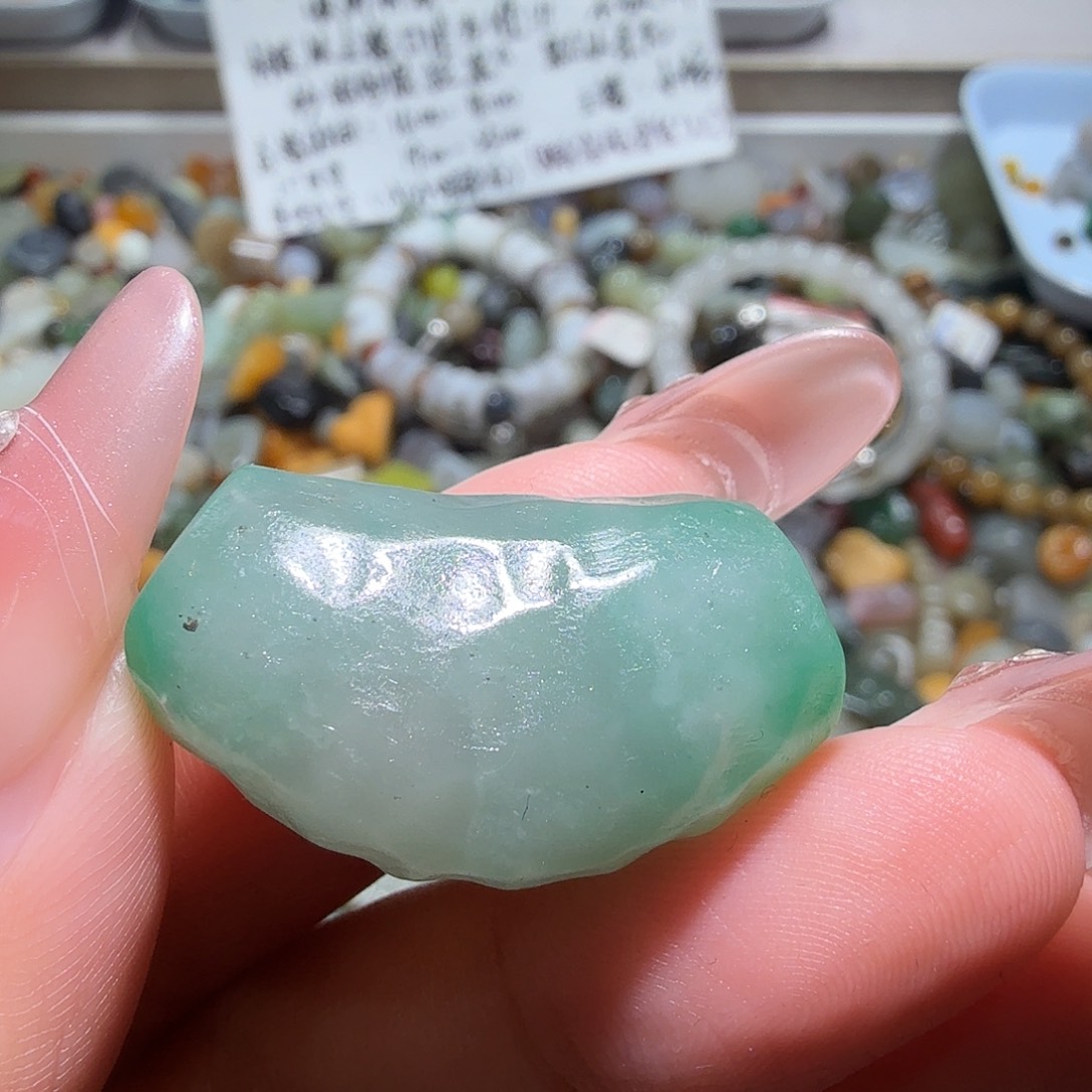 和田玉未镶嵌珠宝奇石