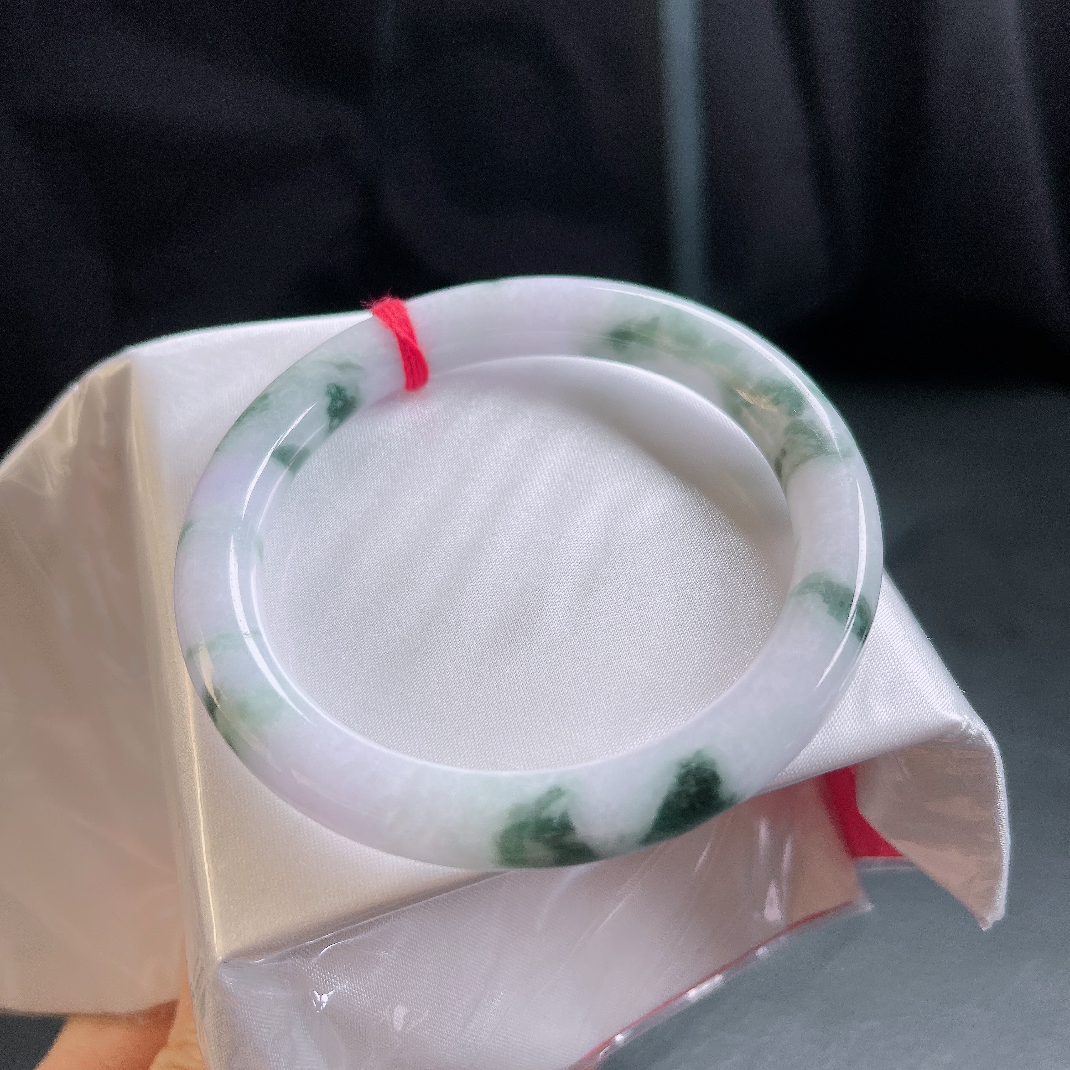 57圈口飘花圆条手镯106