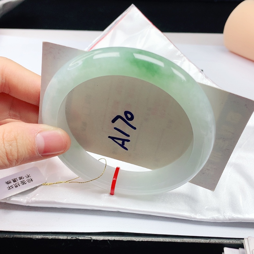 【闪购商品】翡翠手镯未镶嵌天然缅甸a货手镯59+