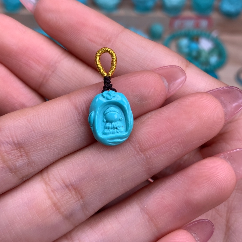 【闪购商品】绿松石雕刻未镶嵌