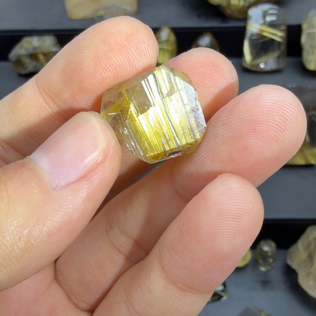 水晶珠宝半成品未镶嵌