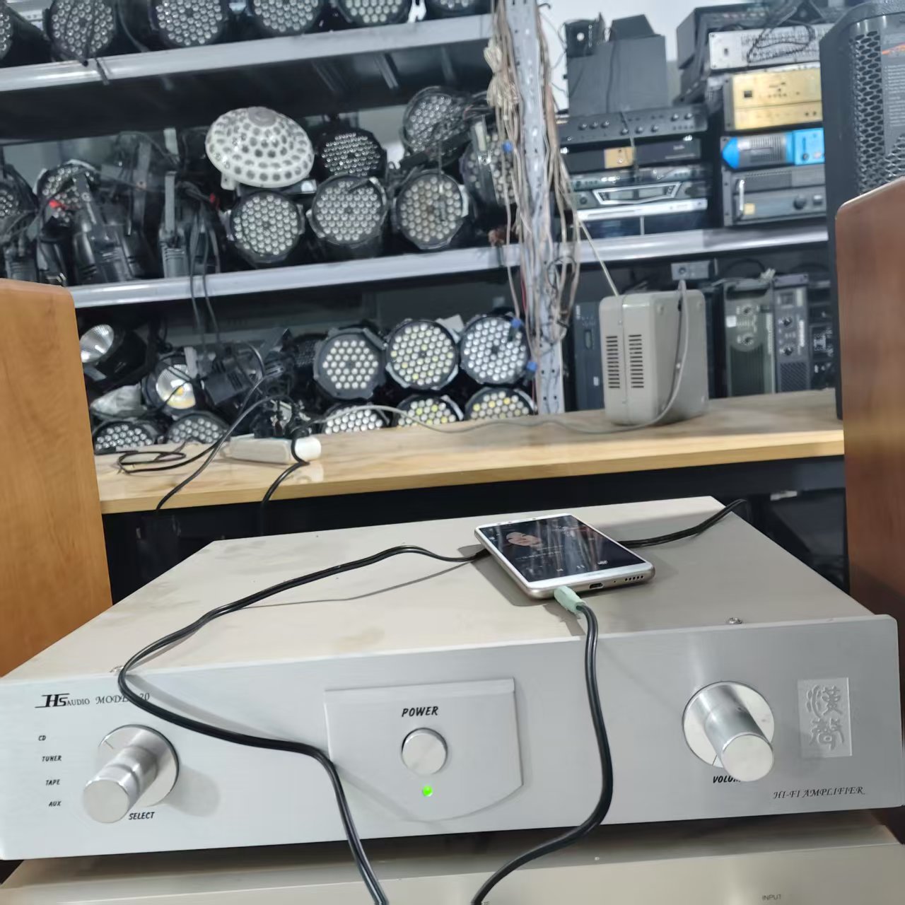 9新  《汉声20 胆前机效果器一台 》不包邮