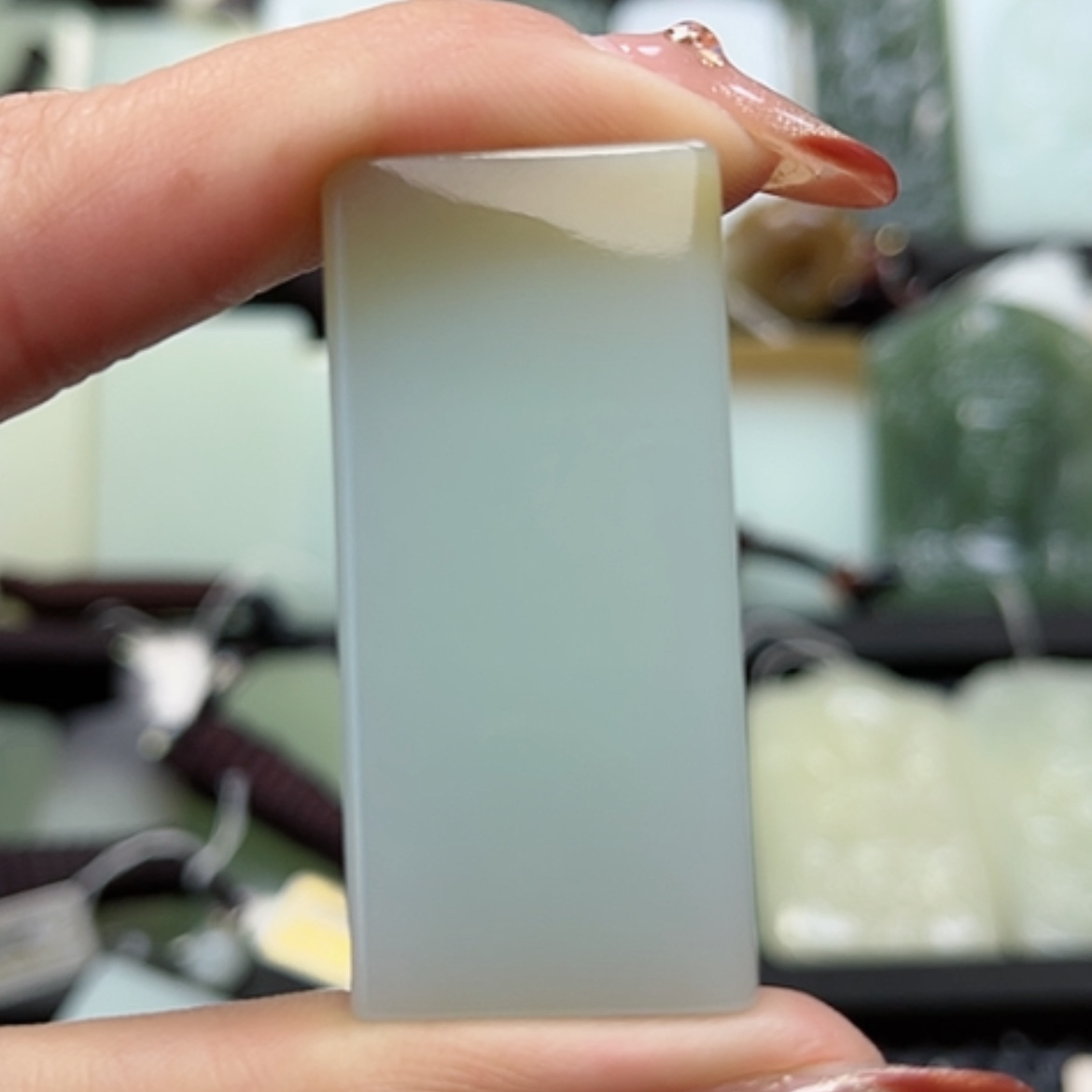 【闪购商品】和田玉颈饰未镶嵌柱*