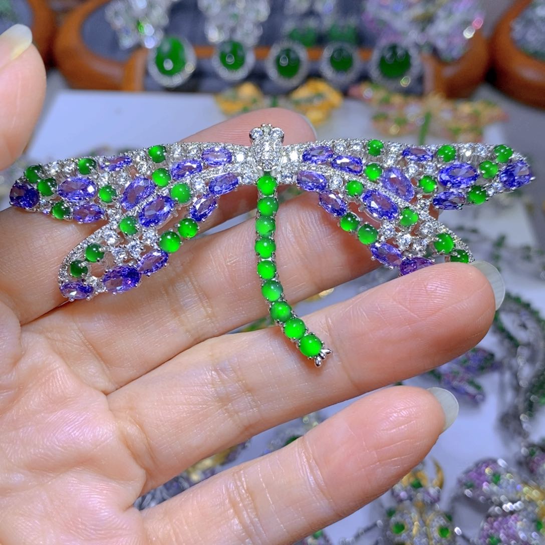 翡翠颈饰合金天然翡翠