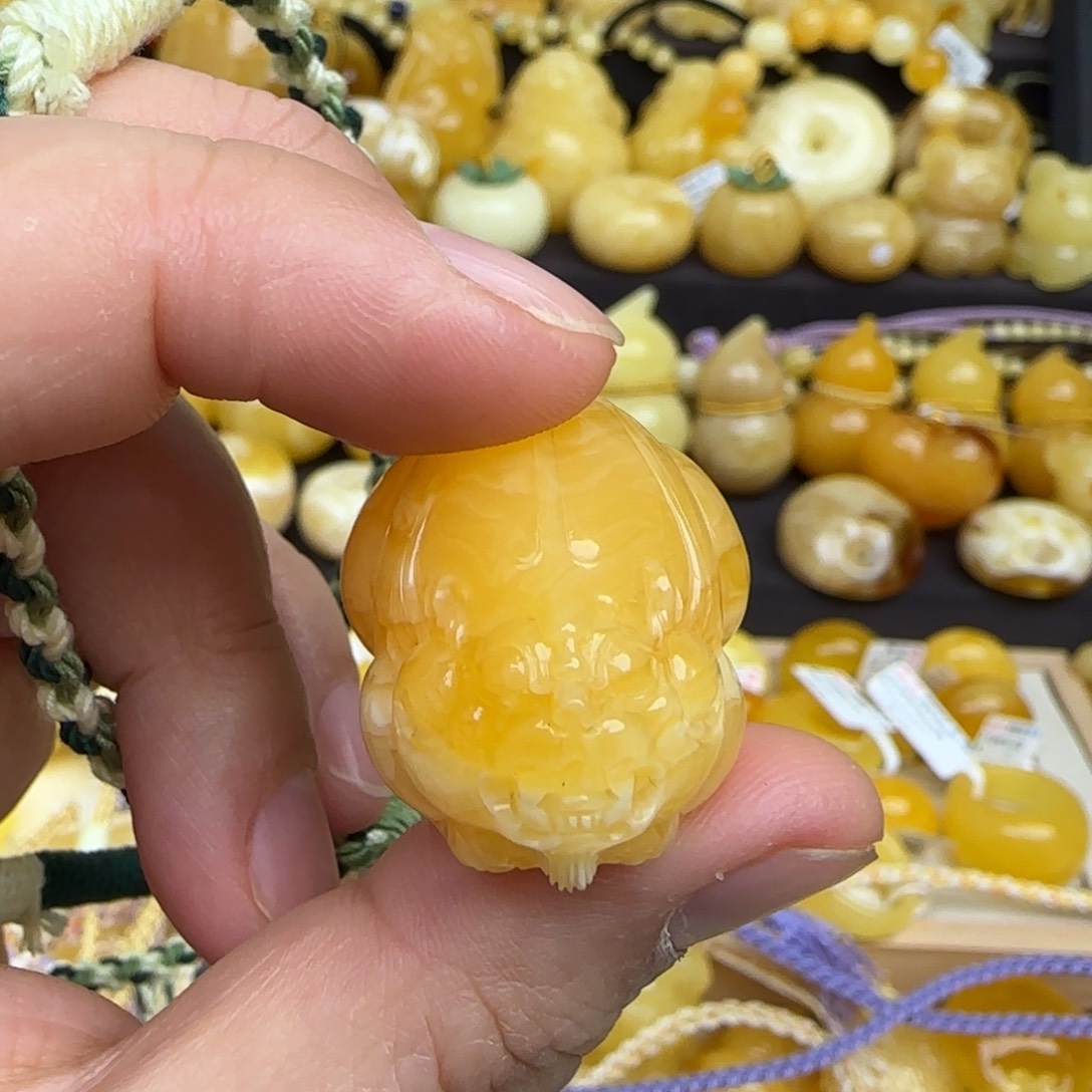 蜜蜡吊坠(赠链)未镶嵌用****6蜜蜡貔貅