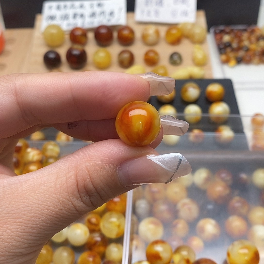 J***η蜜蜡未镶嵌裸石蜜蜡