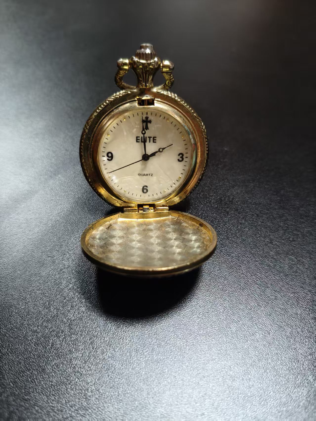 复古怀表（以直播间展示为准）默认微瑕