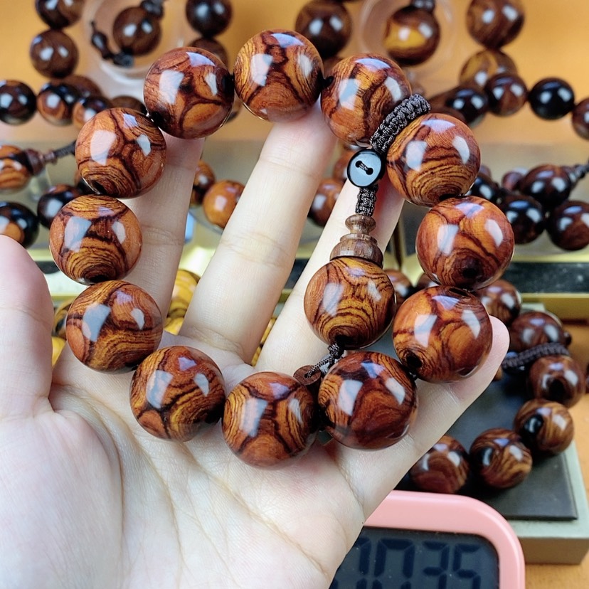 【闪购商品】花梨木类钧*