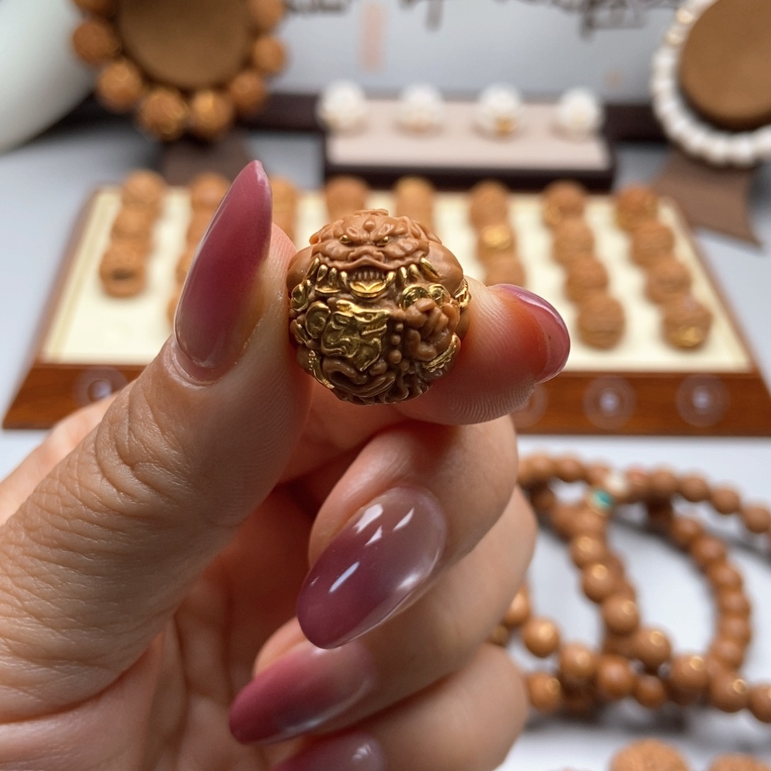 猴头核桃吊坠温***界猴头