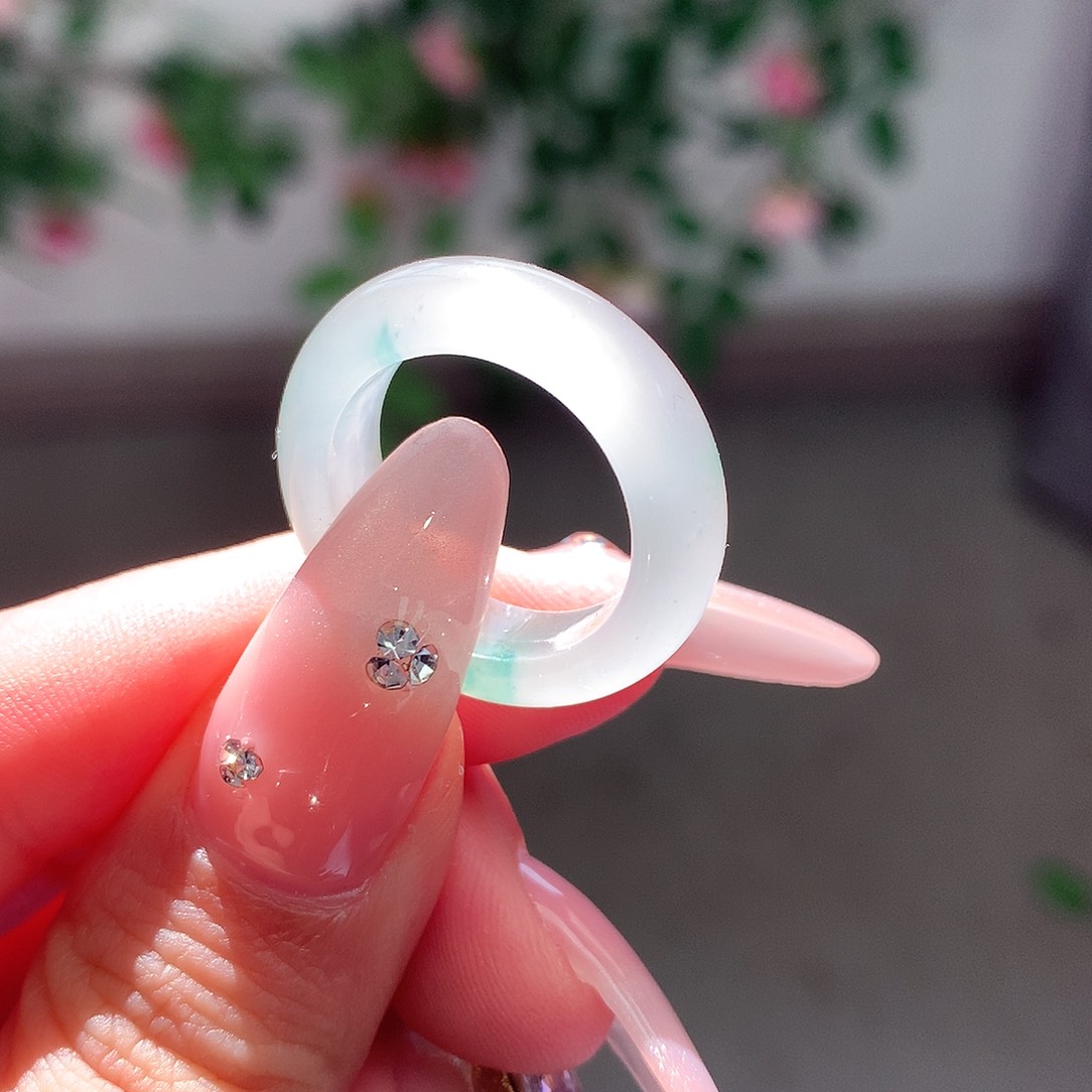 石英质玉戒圈未镶嵌