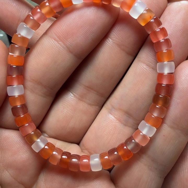 南红玛瑙未镶嵌6.1mm