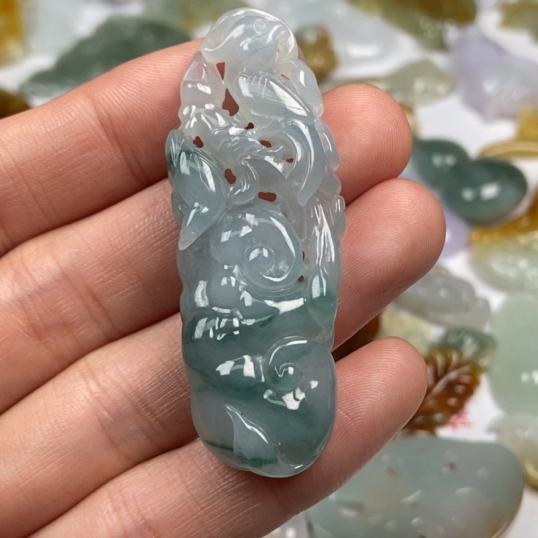 翡翠未镶嵌颈饰翡翠