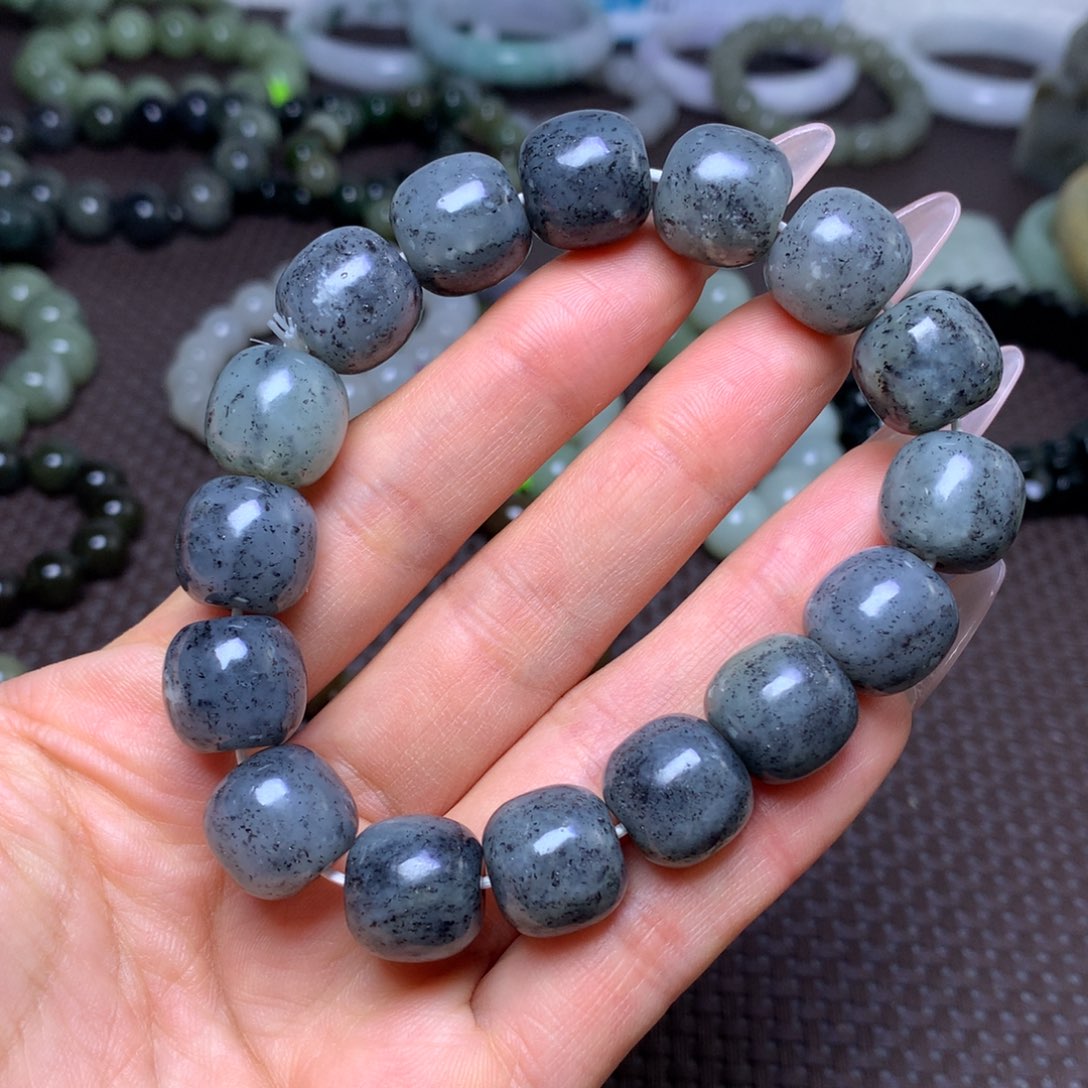 未镶嵌手串和田玉卡14