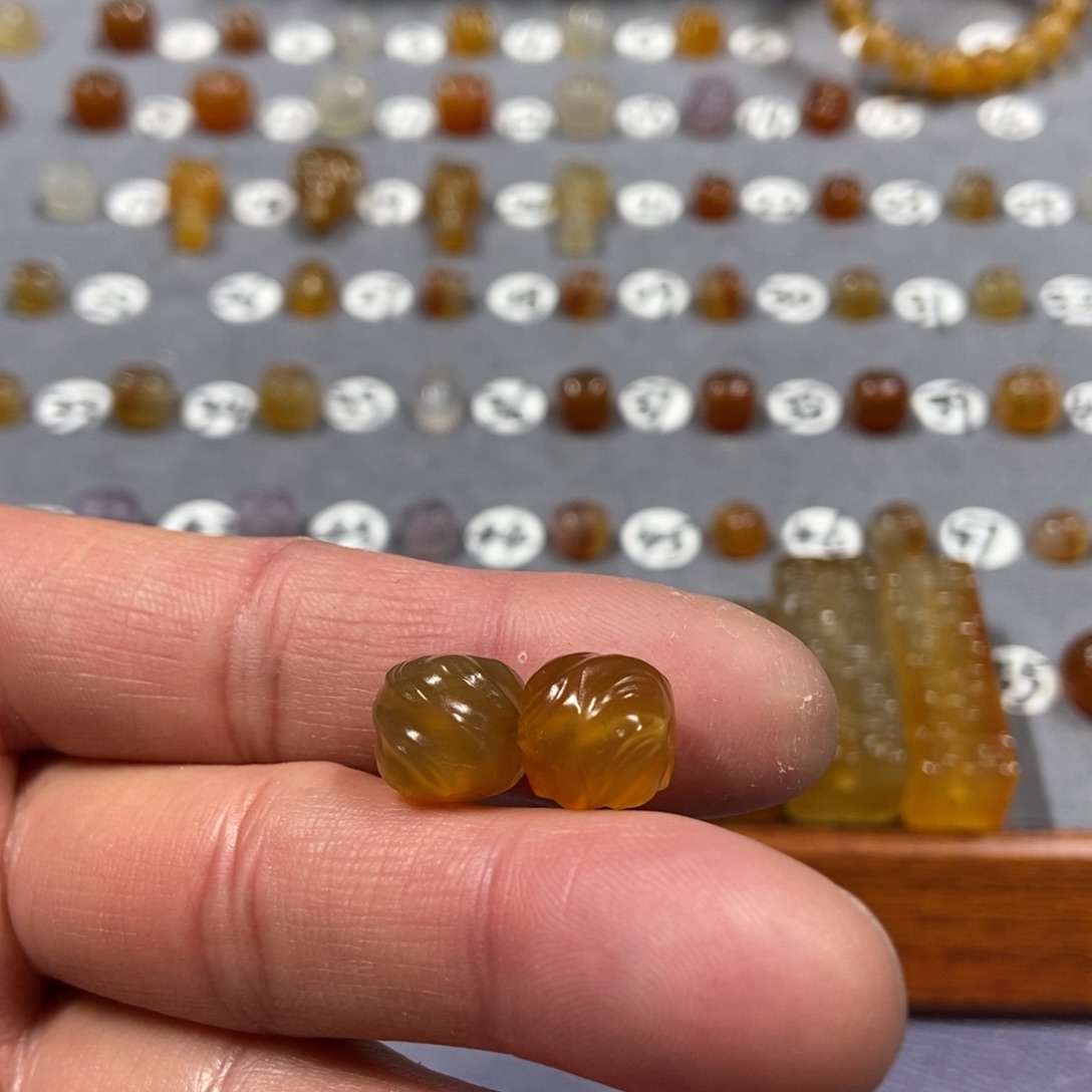 旭***玛瑙/玉髓合金颈饰珠