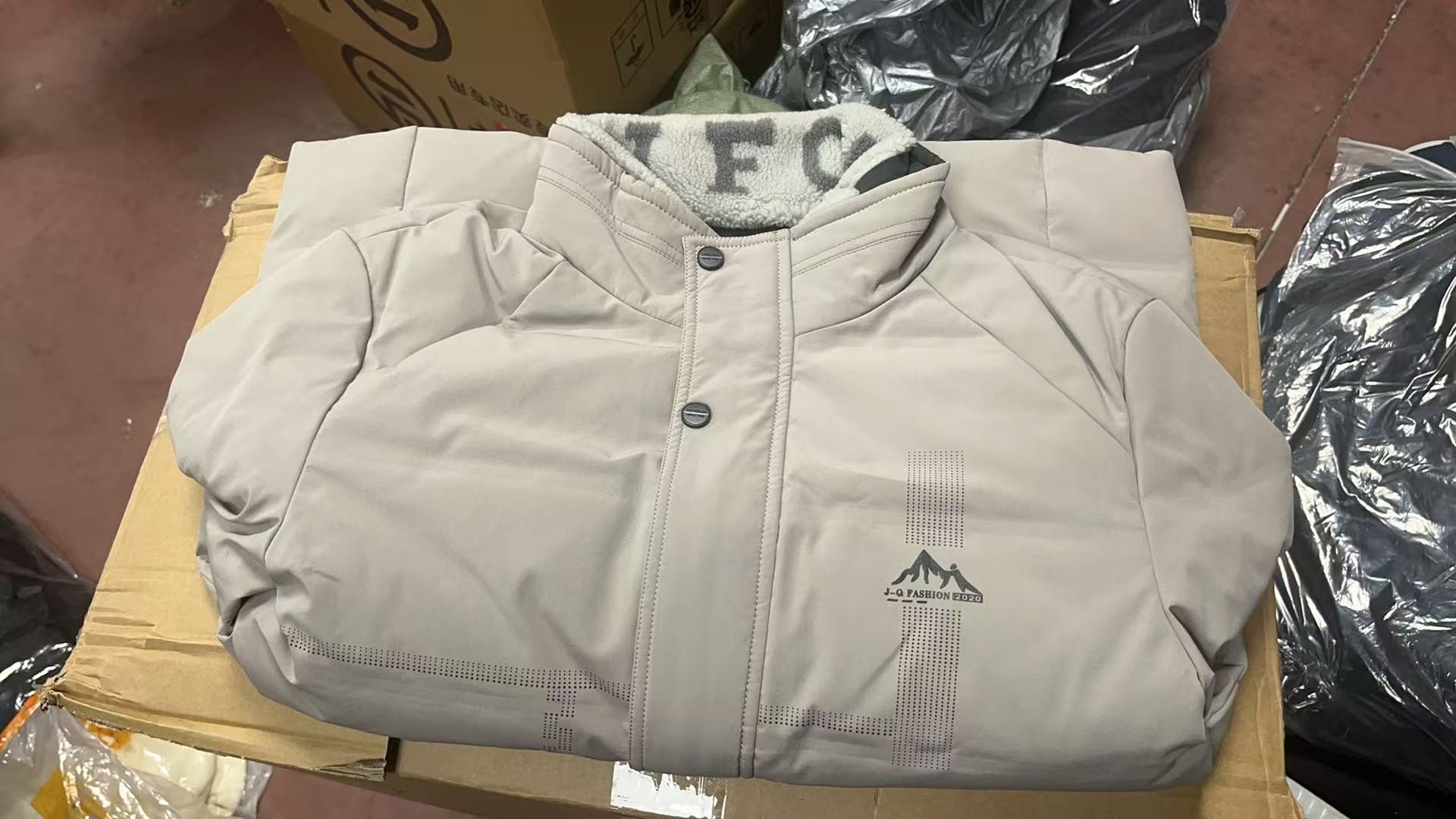 冬季款时尚休闲百搭保暖夹克外套 091