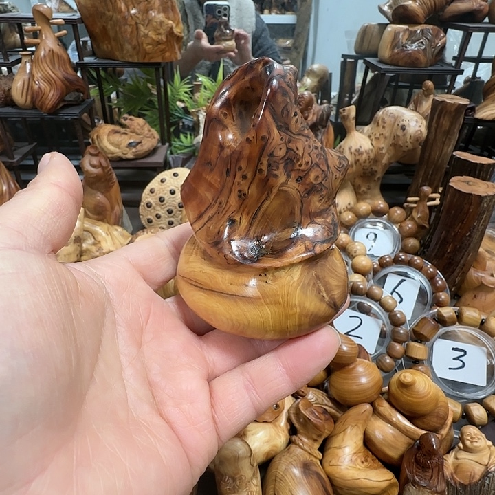 柏木太行崖柏陈化留疤随型小摆件