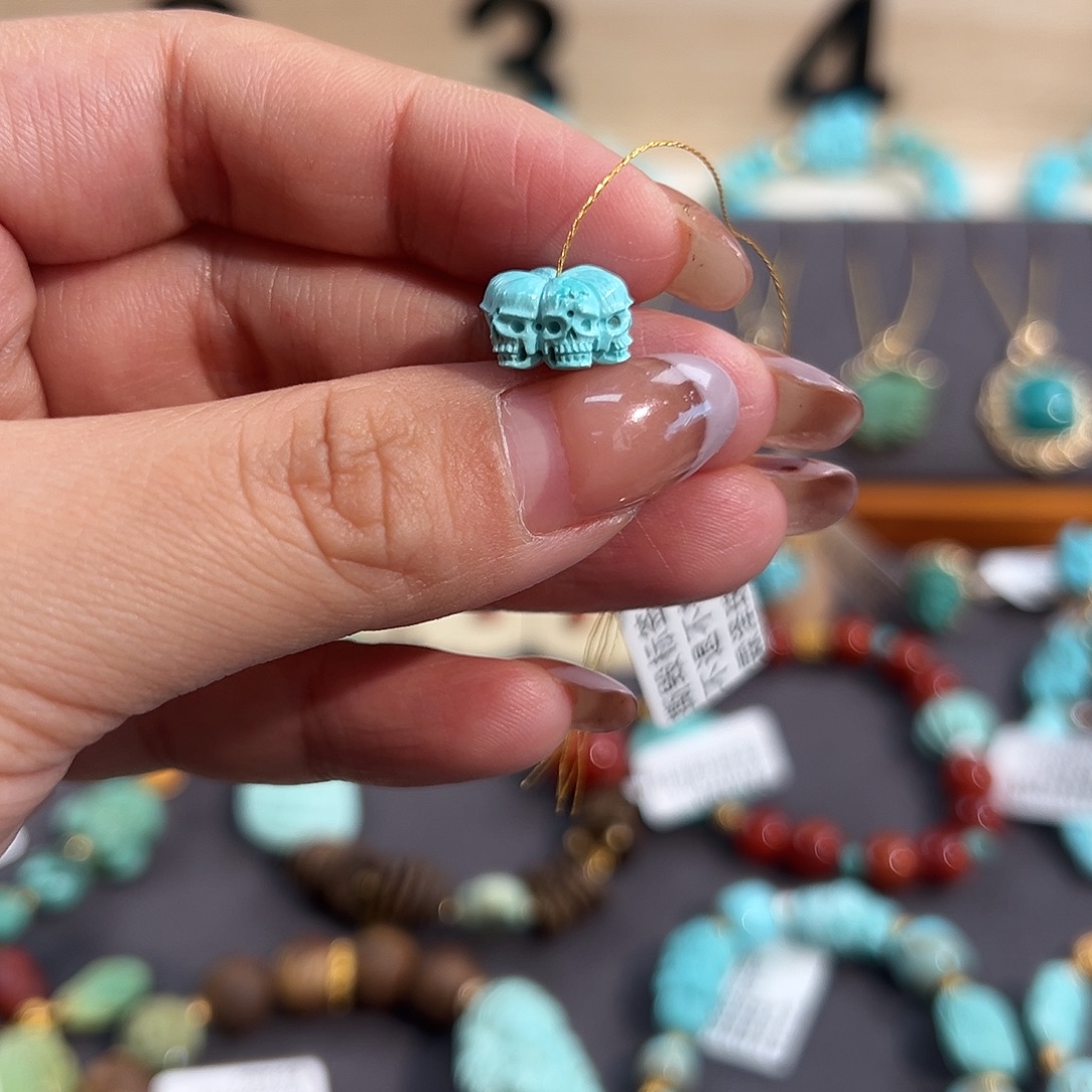 绿松石未镶嵌把件百鬼配饰