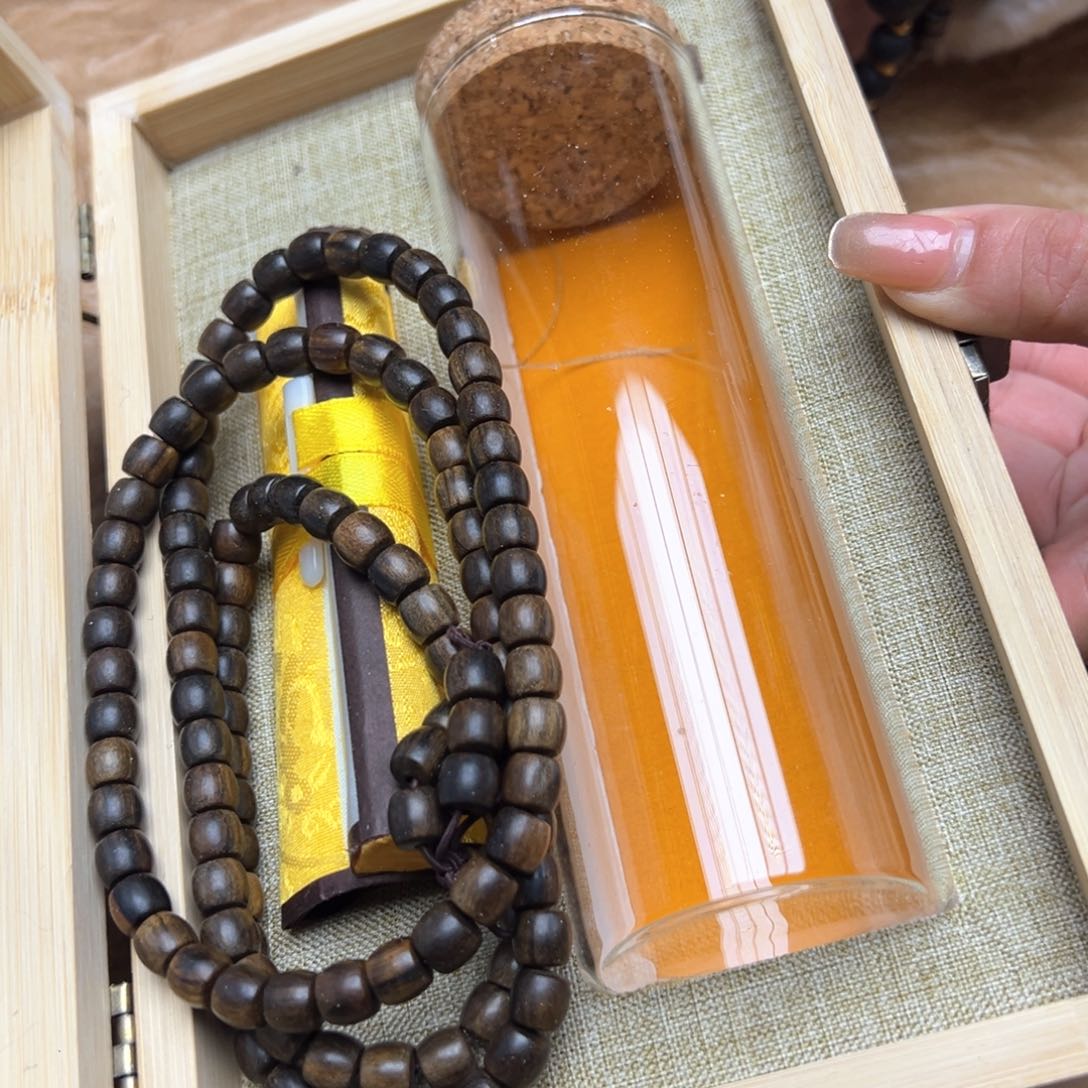 大叶紫檀（黑酸枝木类）