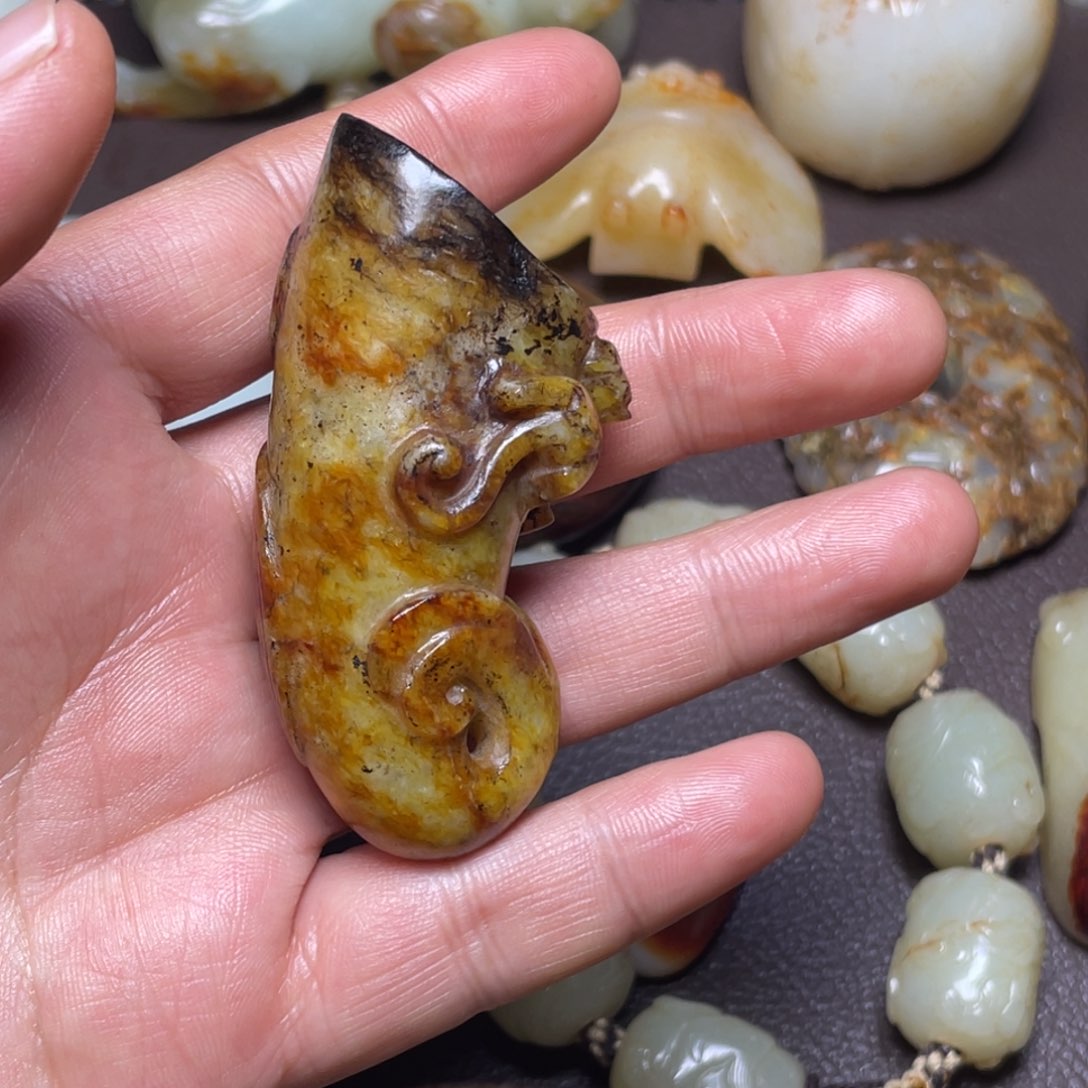 【闪购商品】未镶嵌和田玉挂件F****g