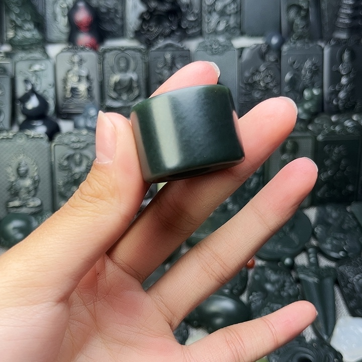 和田玉（青玉）戒指未镶嵌一****醉