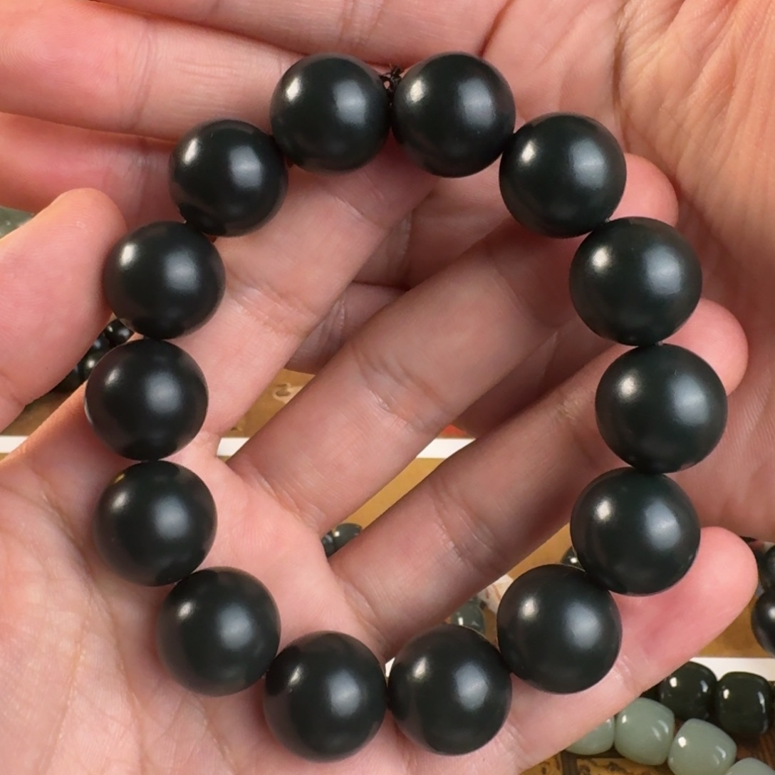 和田玉手链未镶嵌自*