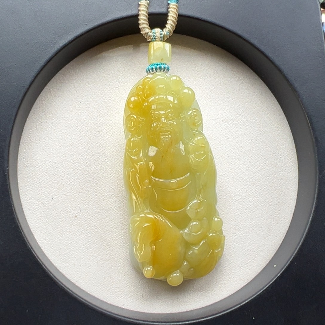 翡翠未镶嵌颈饰财神