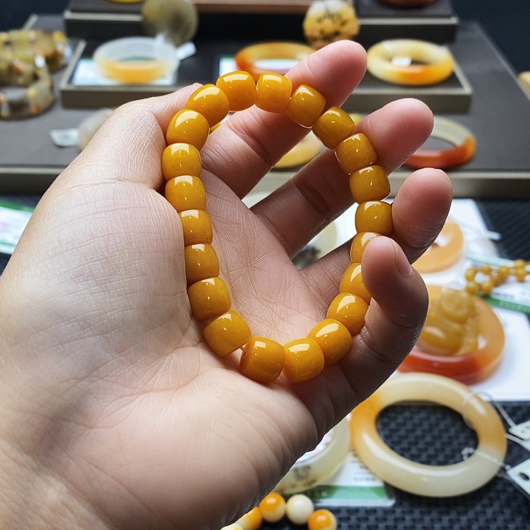 石英质玉（黄龙玉）未镶嵌手镯