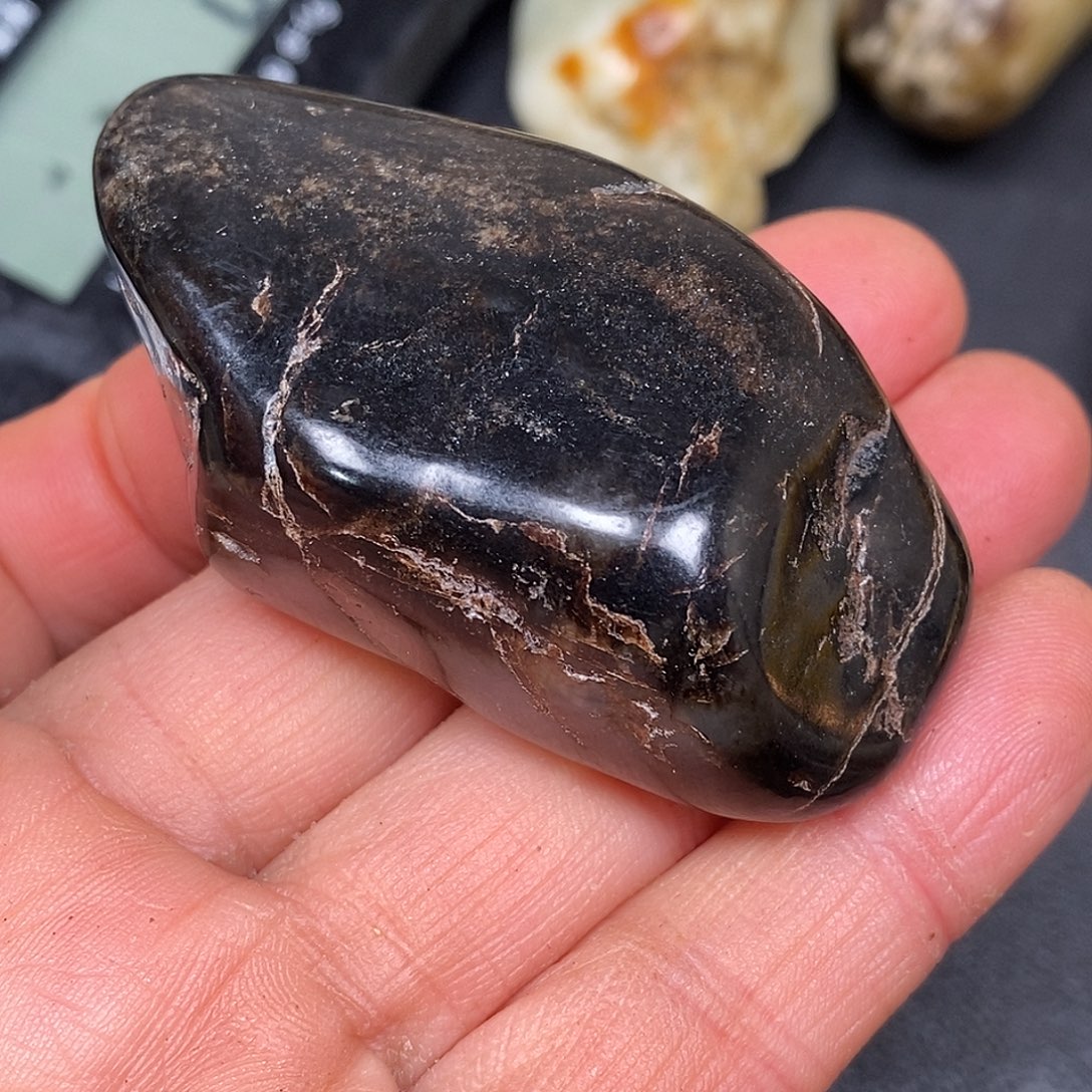 和田玉未镶嵌珠宝奇石