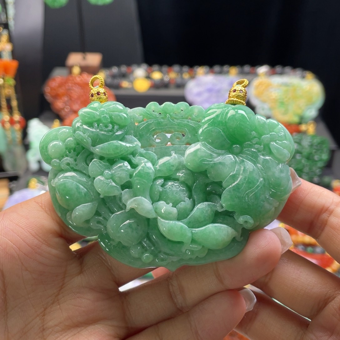 翡翠未镶嵌颈饰代编织