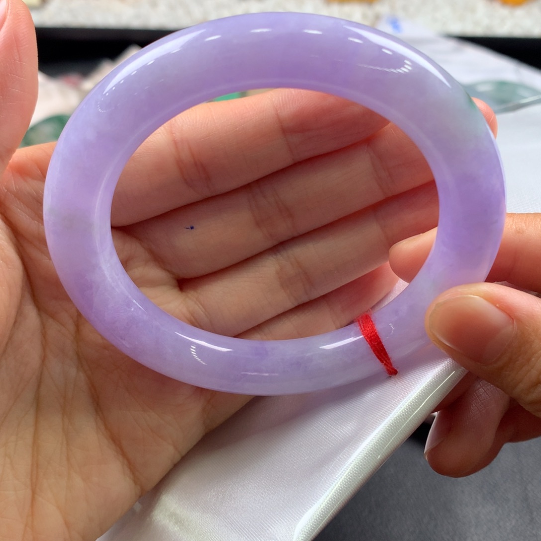 翡翠未镶嵌手镯满紫