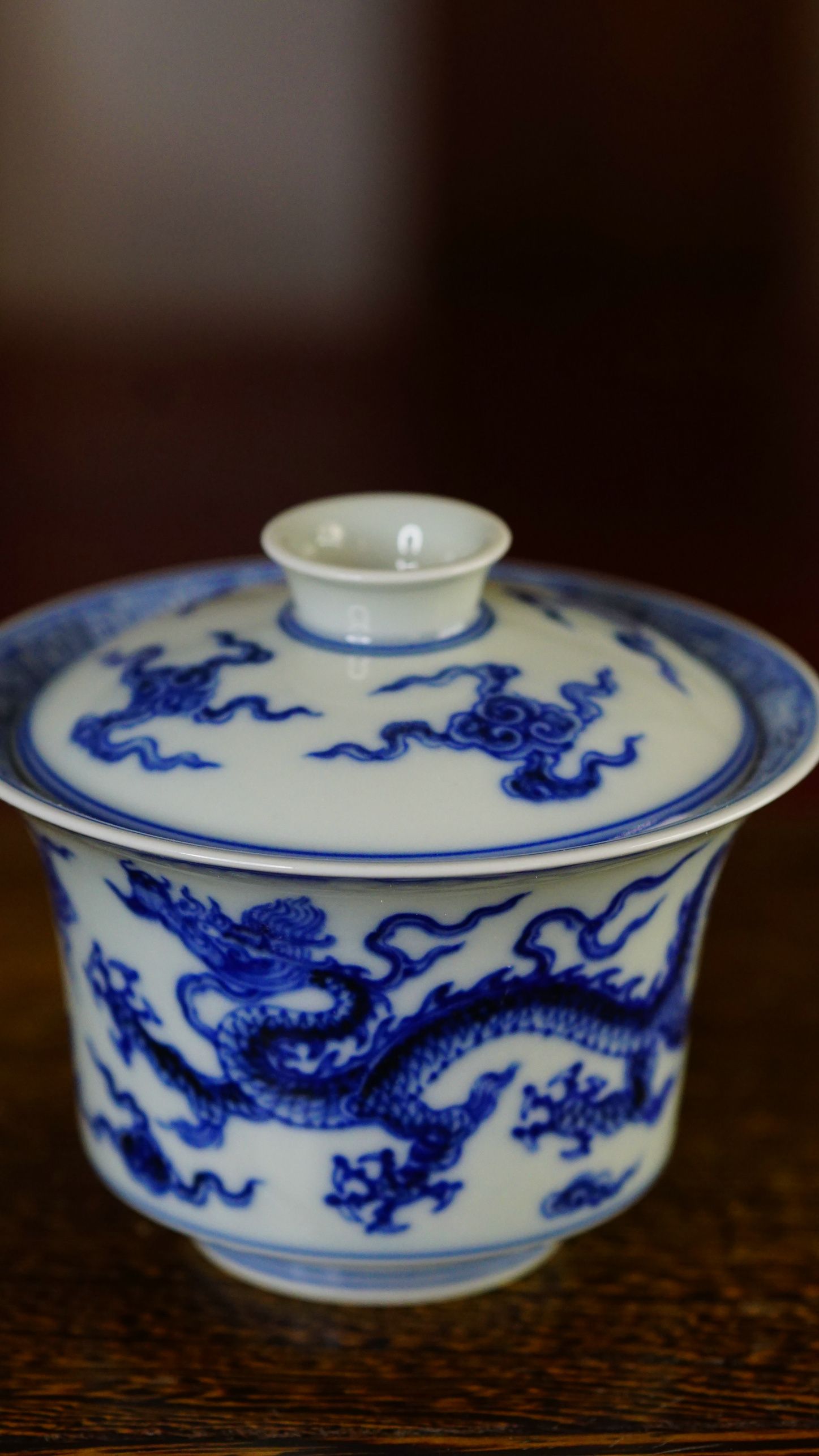 祥云龙纹马蹄盖碗景德镇手工手绘青花瓷