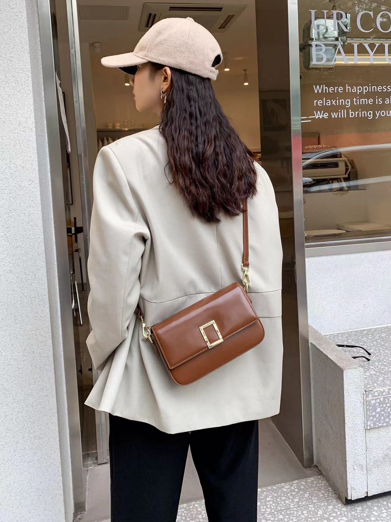 2025新款 高级感真皮圆形发财包单肩斜挎手提包轻奢时尚休闲百搭