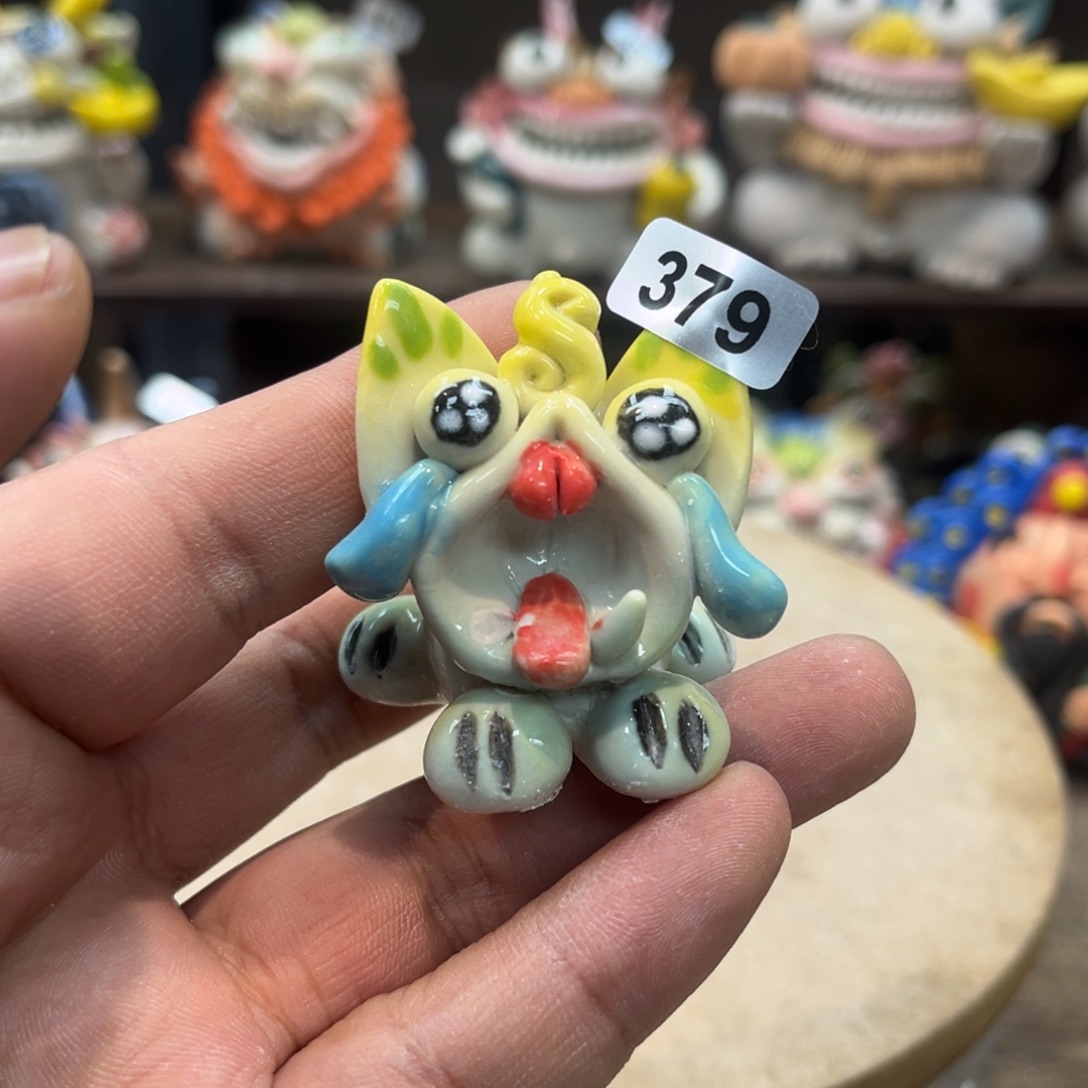 陶瓷纯手工抽象陶瓷摆件微瑕379