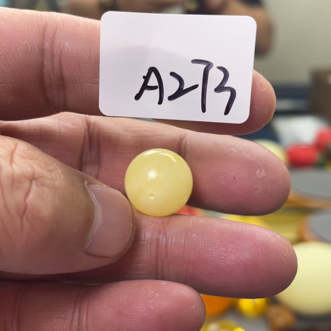 手链琥珀未镶嵌多样性发，发其中一件