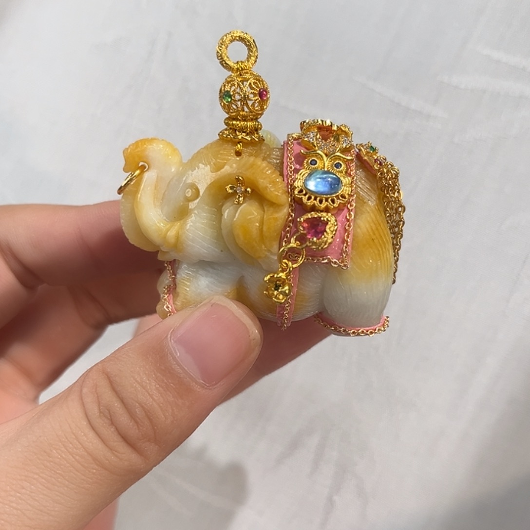翡翠合金吊坠(赠链)