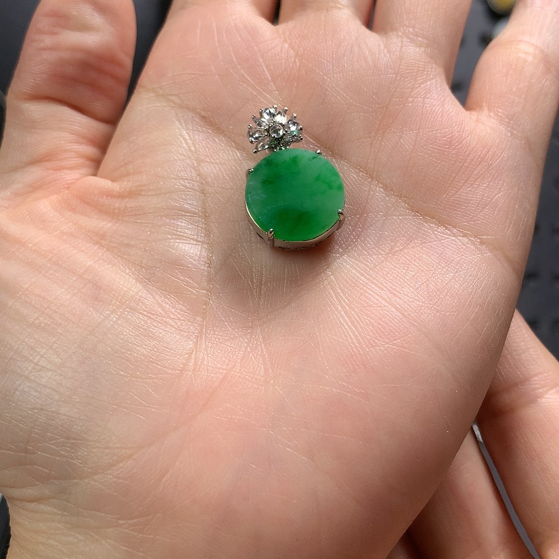 翡翠银S925镶嵌颈饰王****在1111111