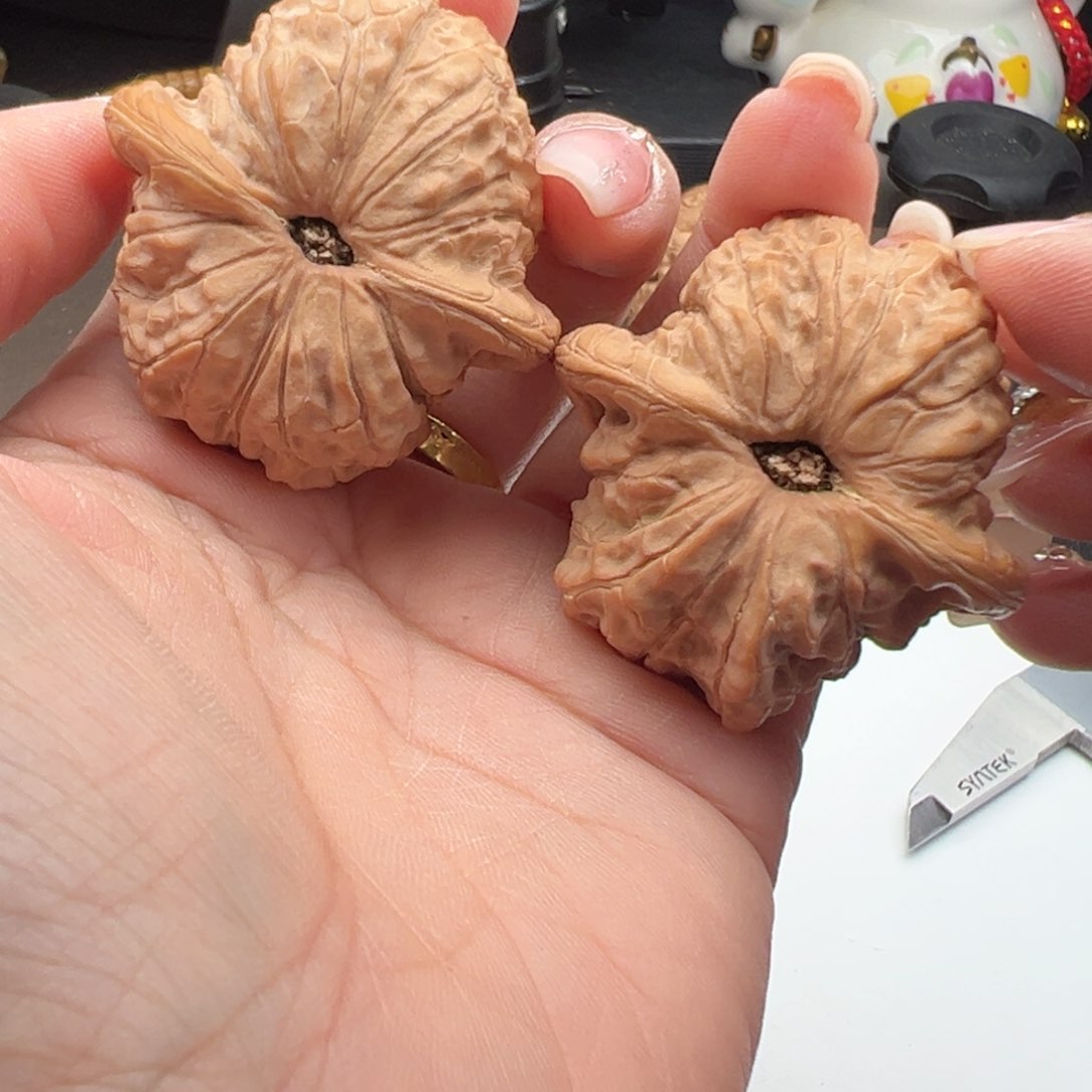 文玩核桃把件血麒麟44