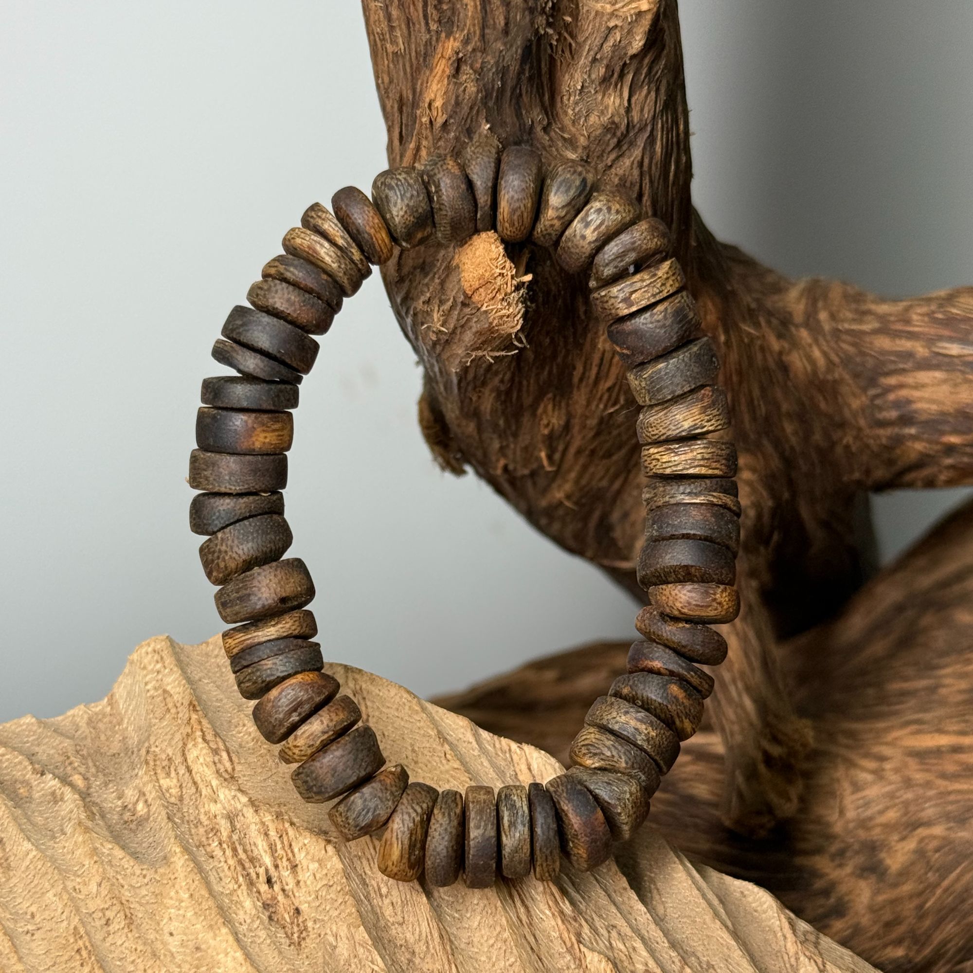 沉香【杭仔镇店级】  沉水 ！沉香海南绿奇楠 片片珠随形 10mm 单圈