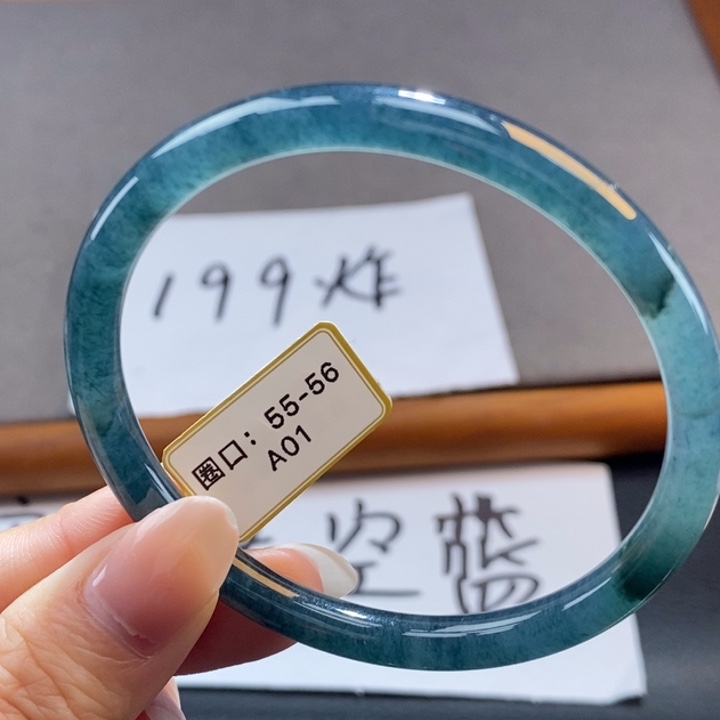 翡翠未镶嵌手镯翡翠手镯31