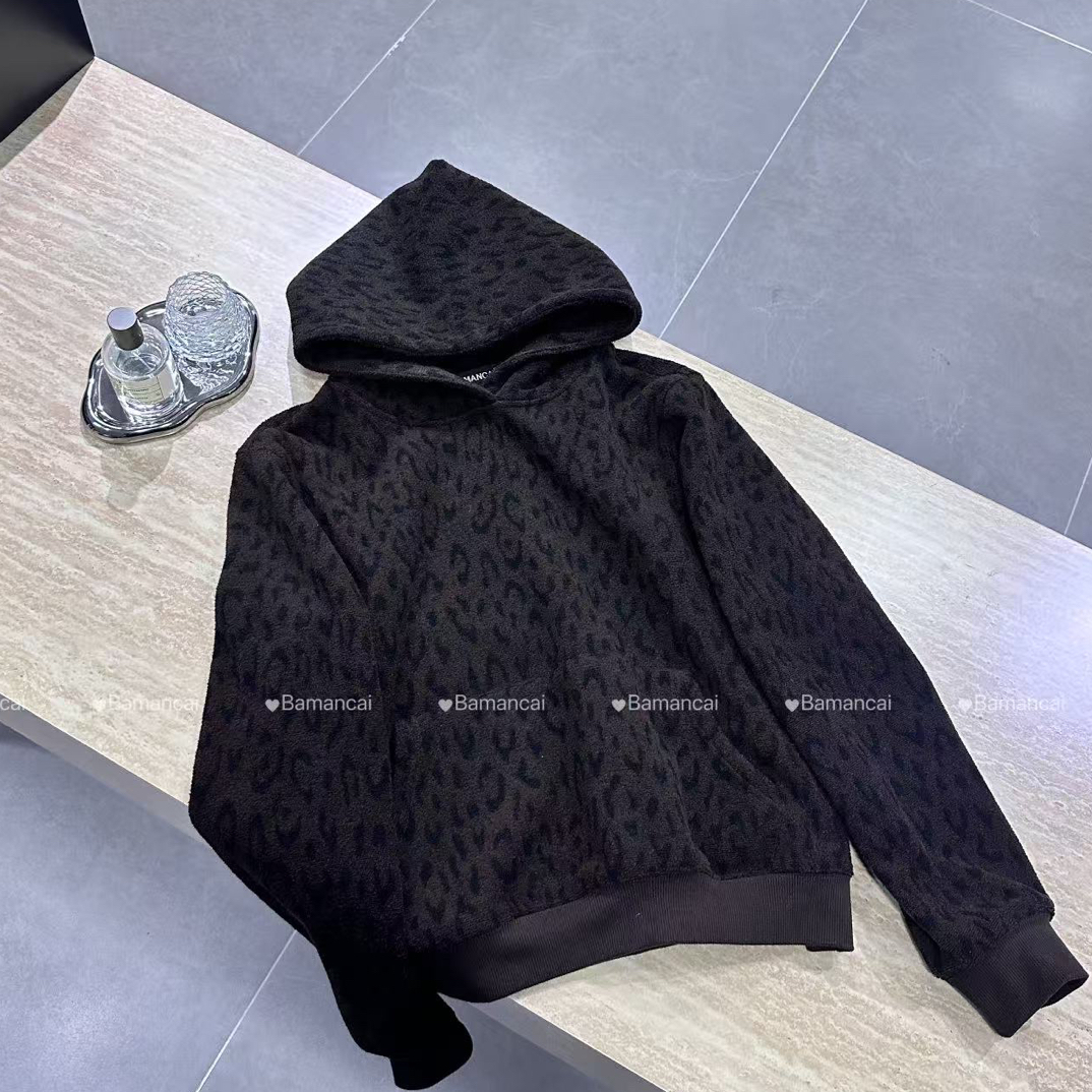 Bamancai-设计感复古豹纹冬季连帽宽松羊毛桑蚕丝加绒单件女卫衣