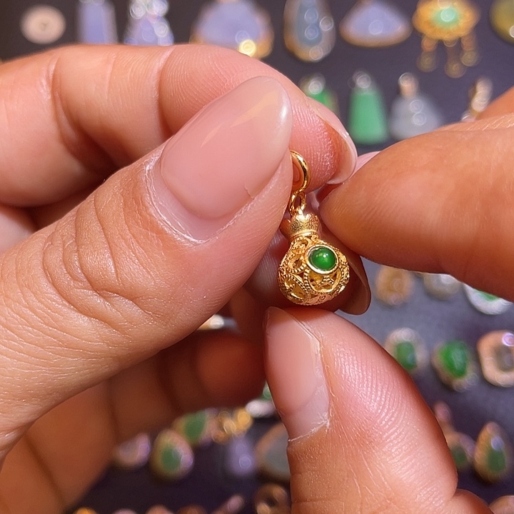 翡翠银S925镶嵌颈饰