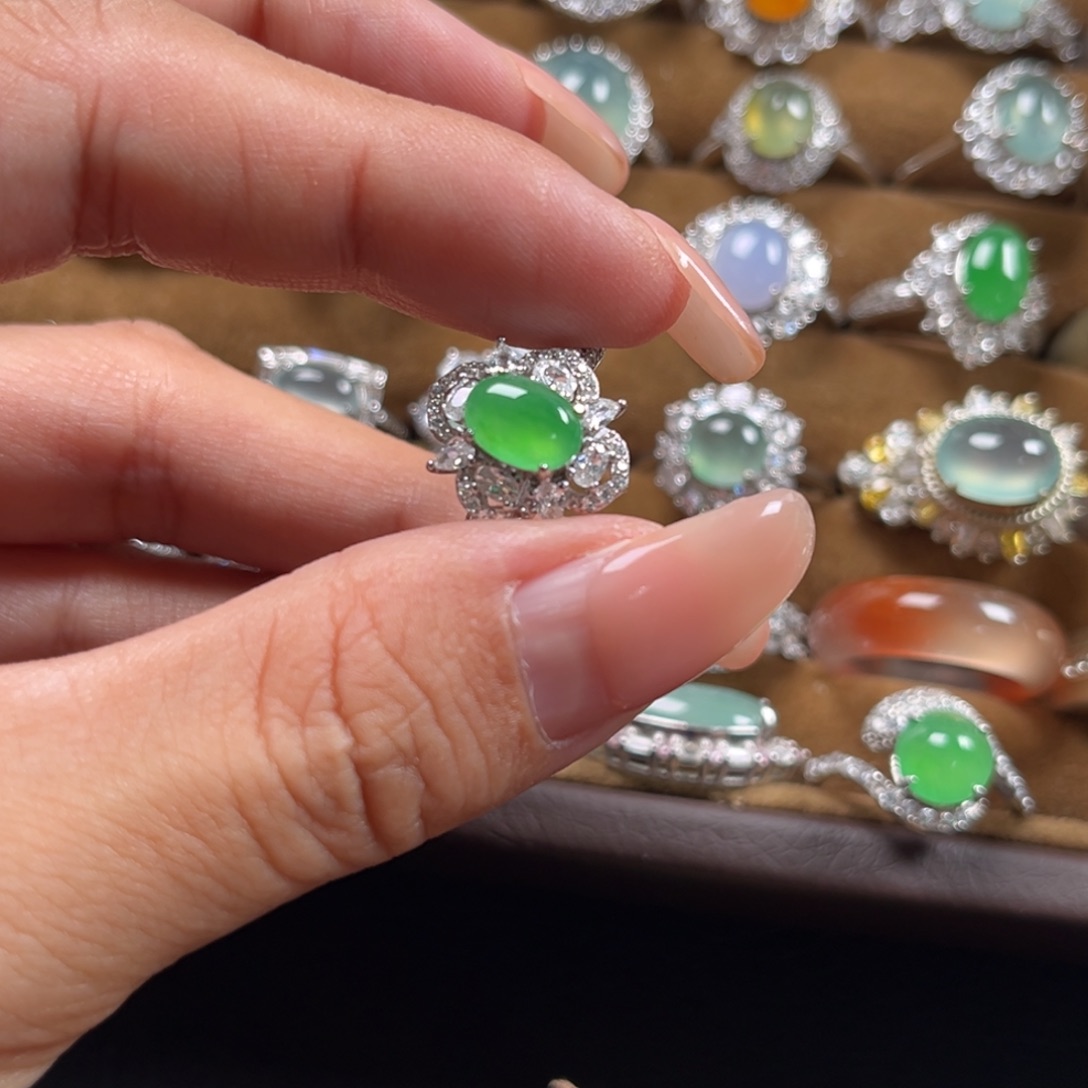 翡翠戒指银S925镶嵌缅甸翡翠天然翡翠Ａ货