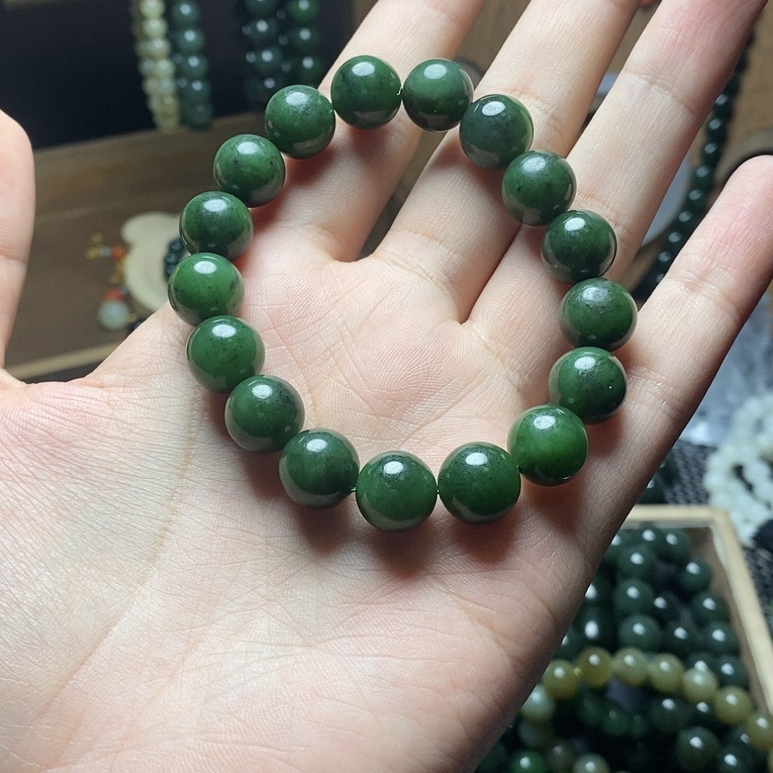 和田玉未镶嵌手串