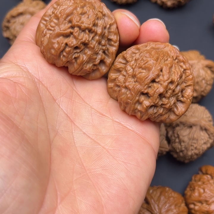 文玩核桃把件白狮子40