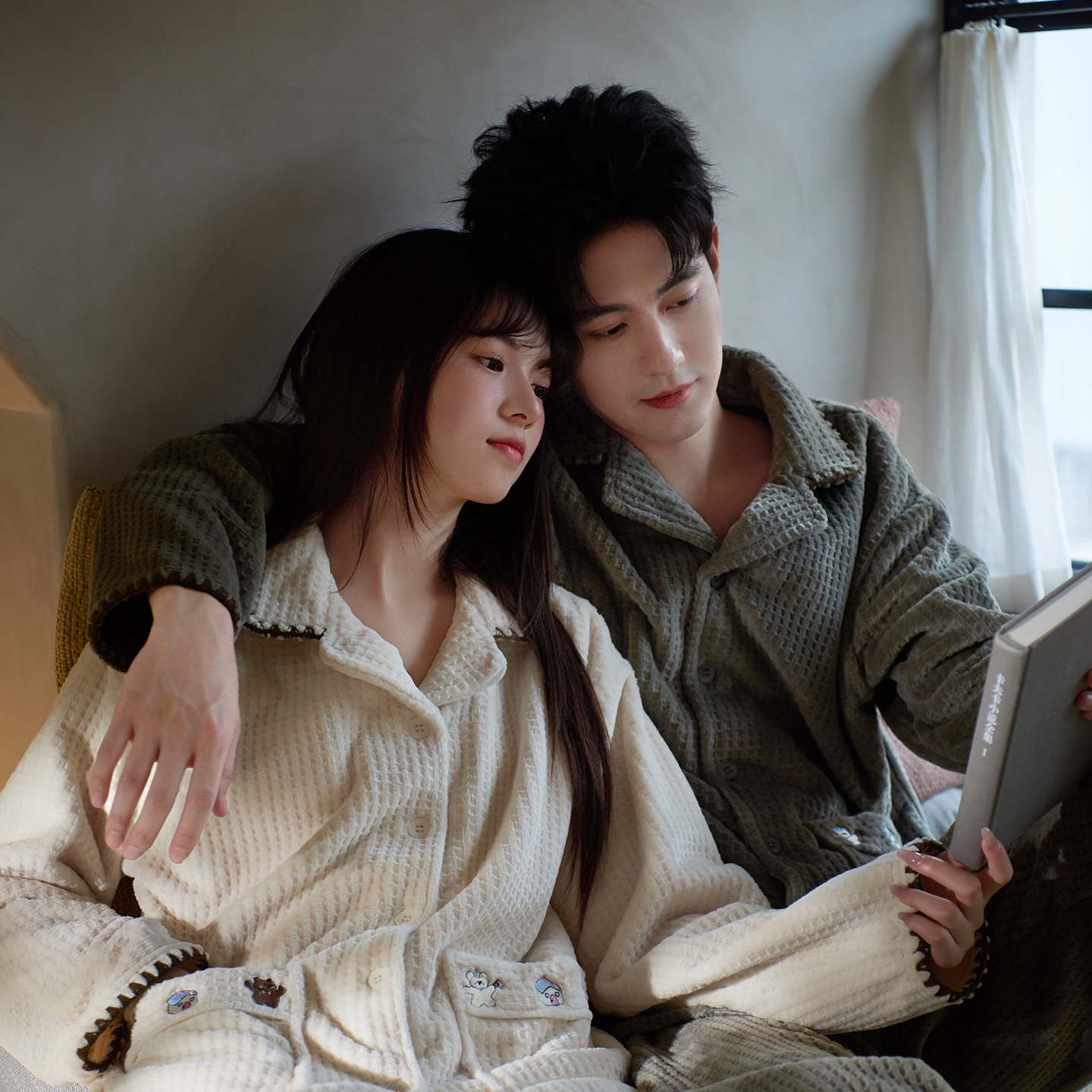 马克公主情侣睡衣女冬季可爱卡通法兰绒2025新款秋冬加厚家居服男