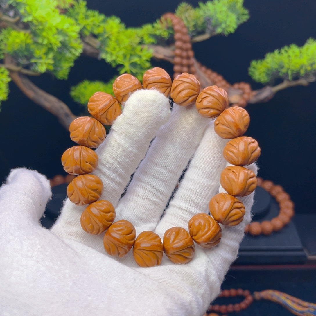 鱼***民吊坠桃核野生桃核